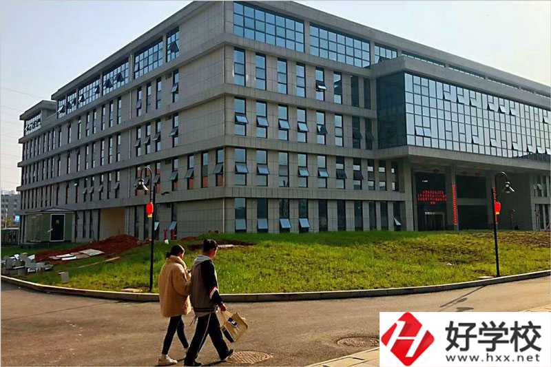 株洲市工業中等專業學校實訓樓