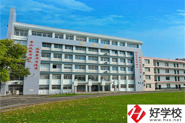 株洲學人工智能可以讀哪所學校？開設專業有什么優勢？