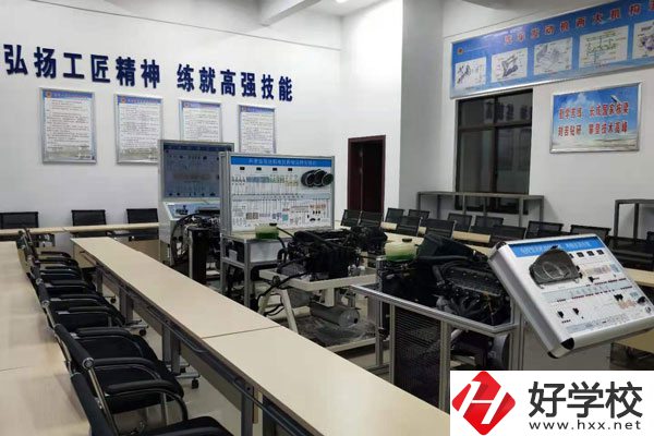 永州市工業貿易中等專業學校好不好？
