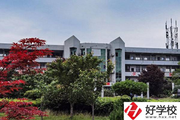會同縣職業中專學校教學樓