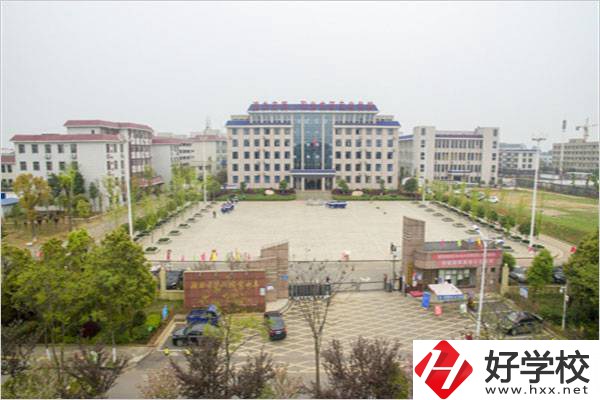 湘潭湘鄉職高都有什么專業？去學校怎么乘車？
