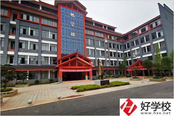 懷化精武體育藝術職校有哪些專業？就業方向怎么樣？