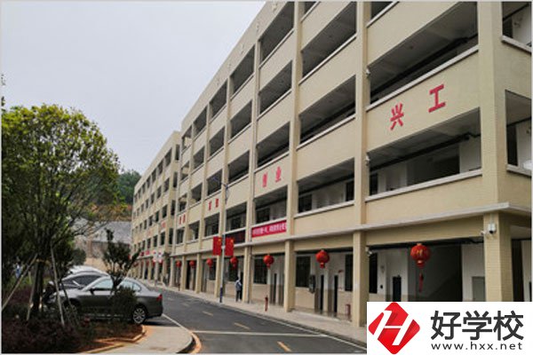 郴州臨武職業中專怎么樣？教學條件好不好？