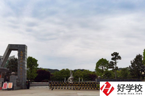 會同縣職業中專學校怎么樣？開設了哪些專業？