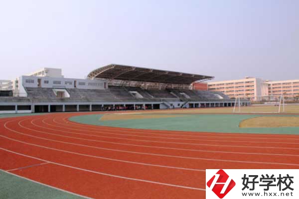 想學電子技術類專業，推薦長沙這所中職學校