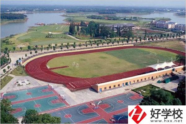 湖南高爾夫旅游職業技術學院有中職部嗎？