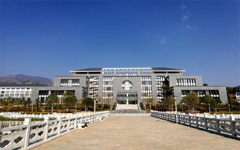 2024年上海市戲劇學院附屬戲曲學校有哪些專業